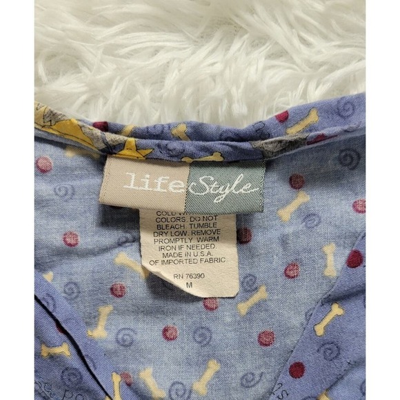 Scrub Top Size M Dog Angel Print V-Neck Short Sleeve Blue - Picture 5 of 5